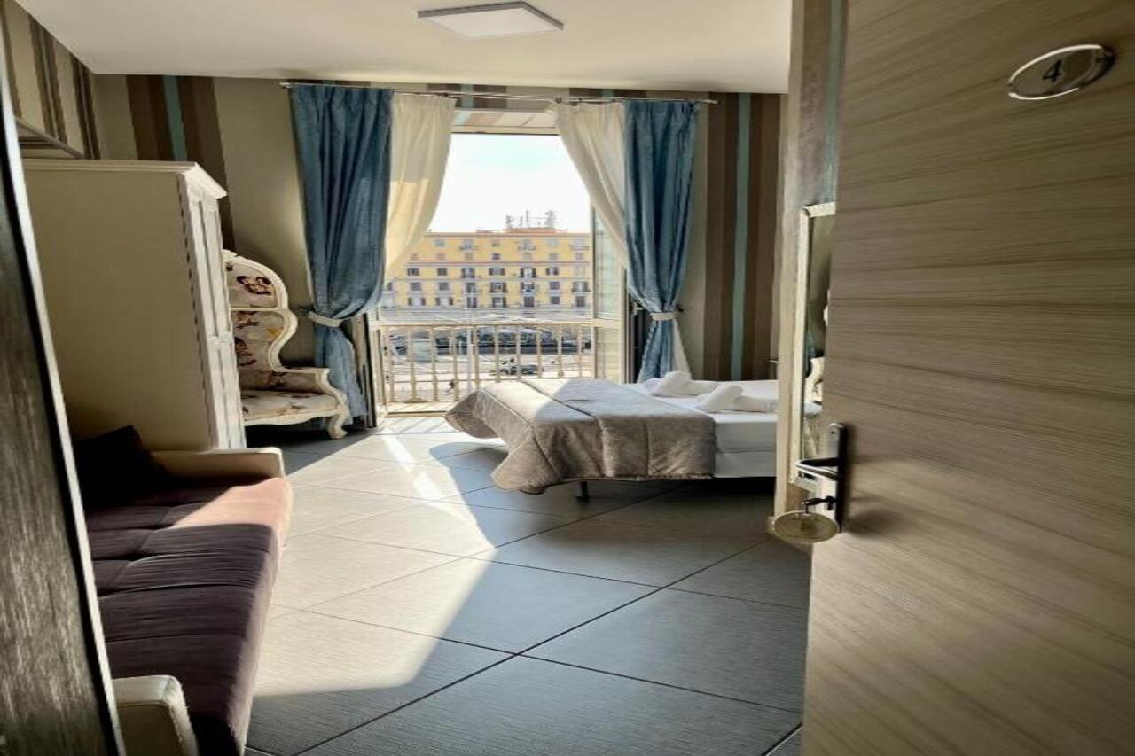 Hotel New Sayonara Naples Luaran gambar