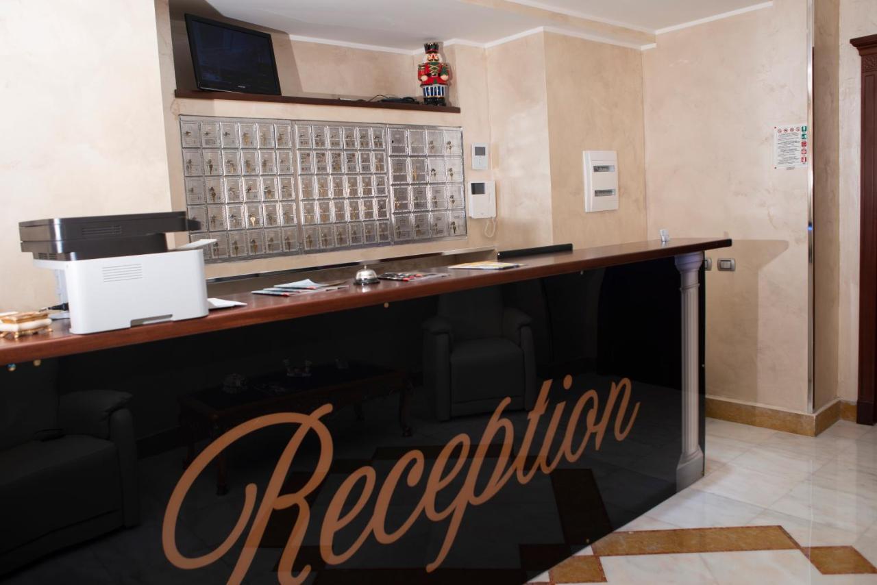 Hotel New Sayonara Naples Luaran gambar