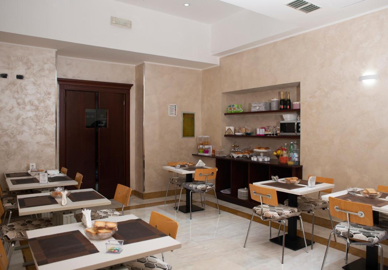 Hotel New Sayonara Naples Luaran gambar